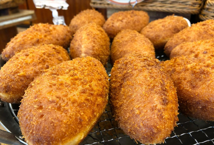 ぬって焼いたらカレーパン