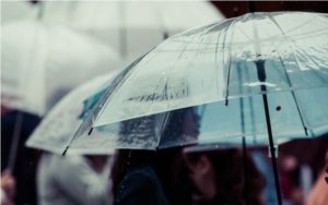 傘の撥水力を復活させる方法