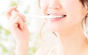 歯ブラシUV除菌乾燥器 T-dryer