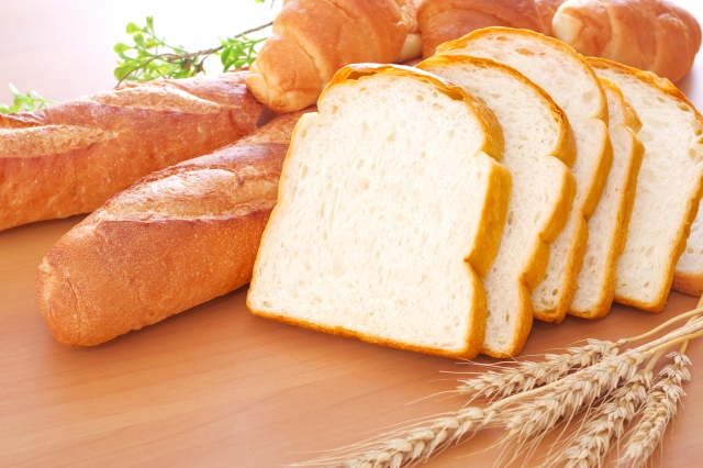 パンのまとめ買いで節約!「パンおいしいまま」で鮮度を1週間キープする方法