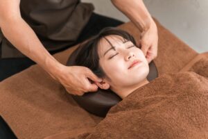 「イヤラボmini」耳を温めてリラックス。寒い季節におすすめの耳せんタイプイヤーウォーマー