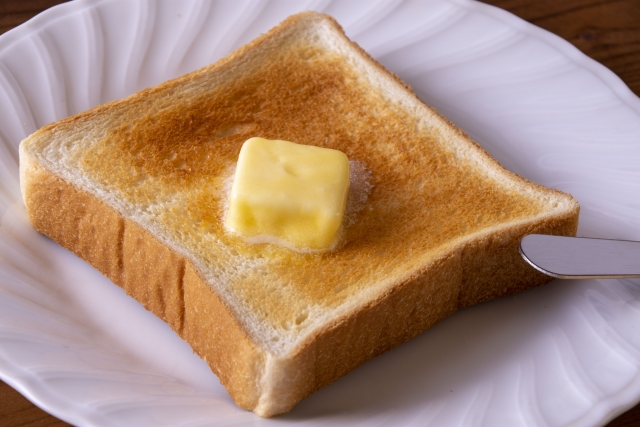 世界一のパン職人監修トースター「匠ブランジェトースター PLUS」の特徴とメリット・デメリットを紹介