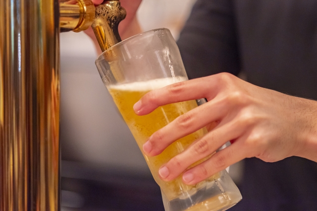 缶ビールをもっとおいしく飲める!GREEN HOUSE「3WAYタンブラービールサーバー GH-BEERU」を調べてみた